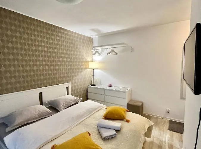 Condor * Бухарест